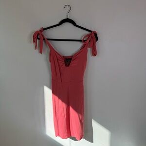 $32 Forever 21 V Wire Mini Dress Size S Orange